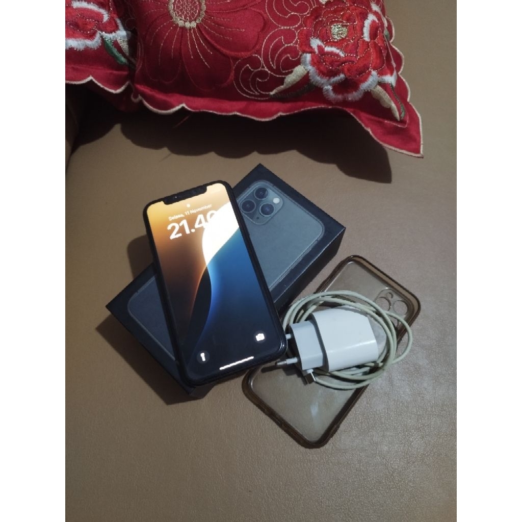 Apple Iphone 11 Pro Green 256 GB Fullset Ex Inter