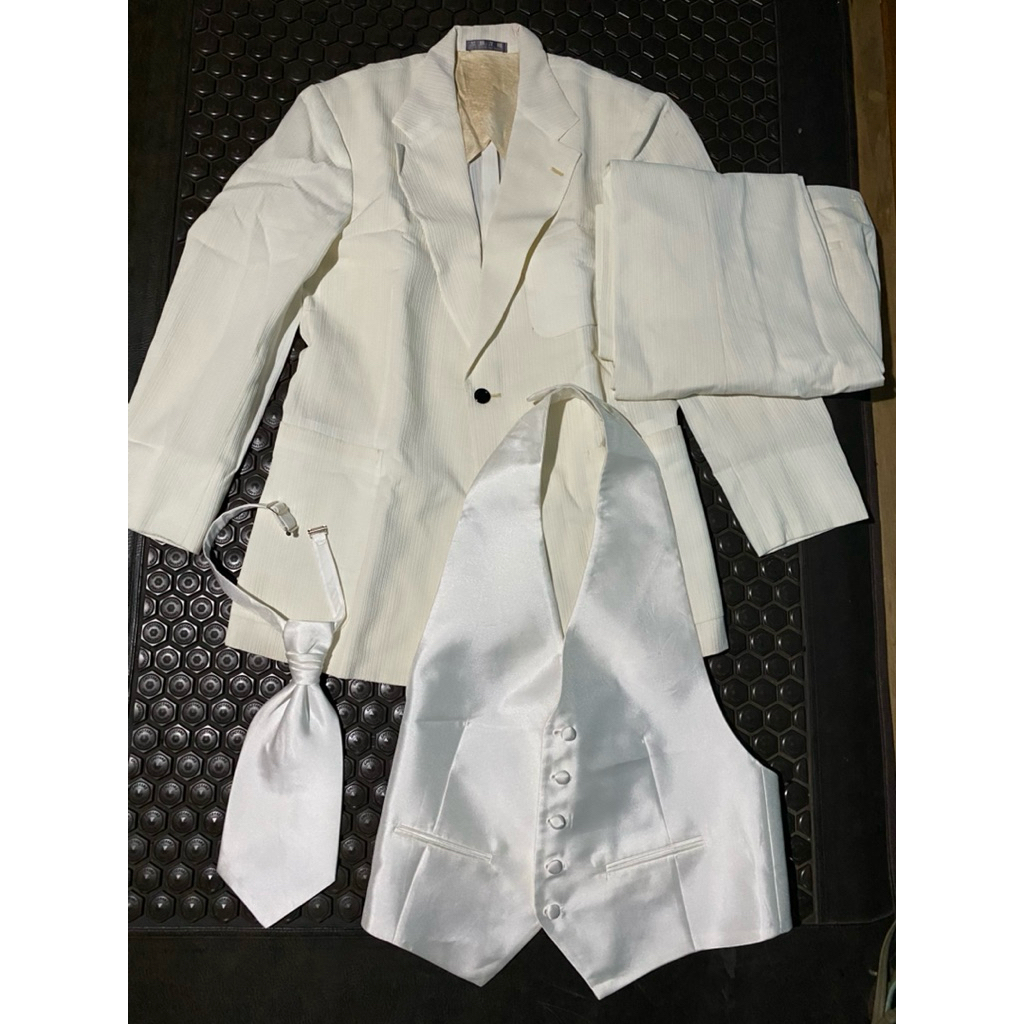 SETELAN SUPER LENGKAP LUXURY ZIO PUTIH UNIK TULANG LIMITED EDITION BLAZER JAS CELANA ROMPI DASI MEWA