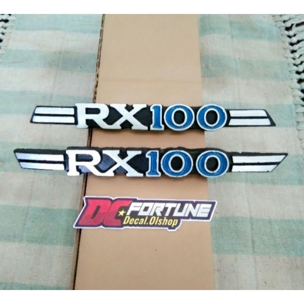 logo box aki samping yamaha Rx 100 biru emblem box aki yamaha