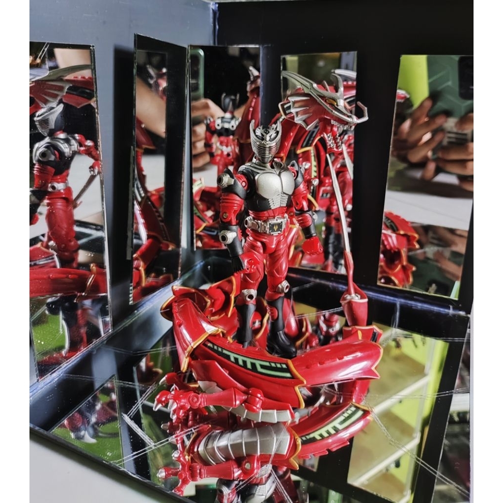 ACTION FIGURE / KOLEKSI / HIASAN KAMEN RIDER RNM RYUKI + MONSTER BANDAI