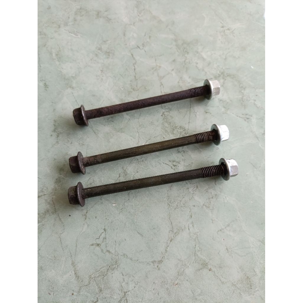 BAUT MOUNTING GANTUNGAN MESIN F1ZR FIZR VEGA R ORIGINAL COPOTAN