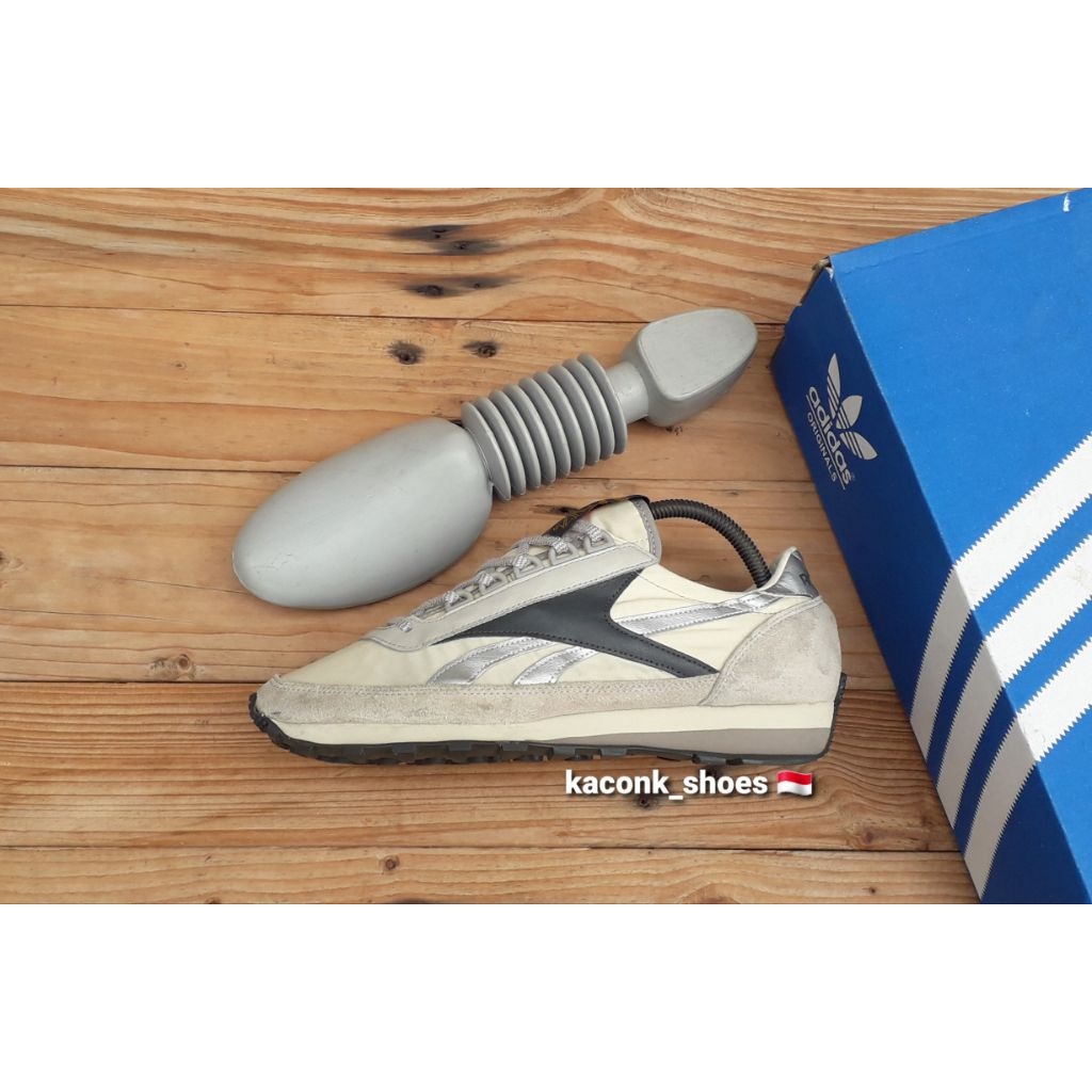 SEPATU SNEAKERS CASUAL REEBOK AZTEC CLASSIC ORIGINAL