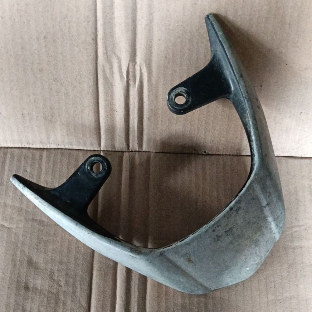 PEGANGAN JOK BEHEL SUZUKI SATRIA FU 150 REOG BARONG ENGKEL SeconD OriginaL PLANGER BEGEL SATRIAF150 