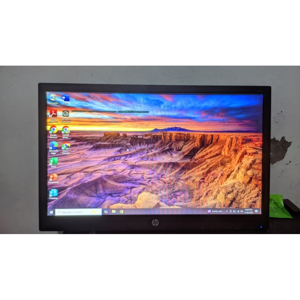 Monitor 19 inc tanpa kaki