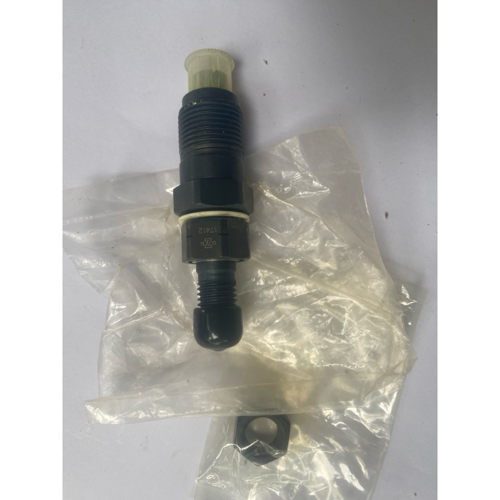 Nozzle,injektor pump Genset kubota D1105, V1105