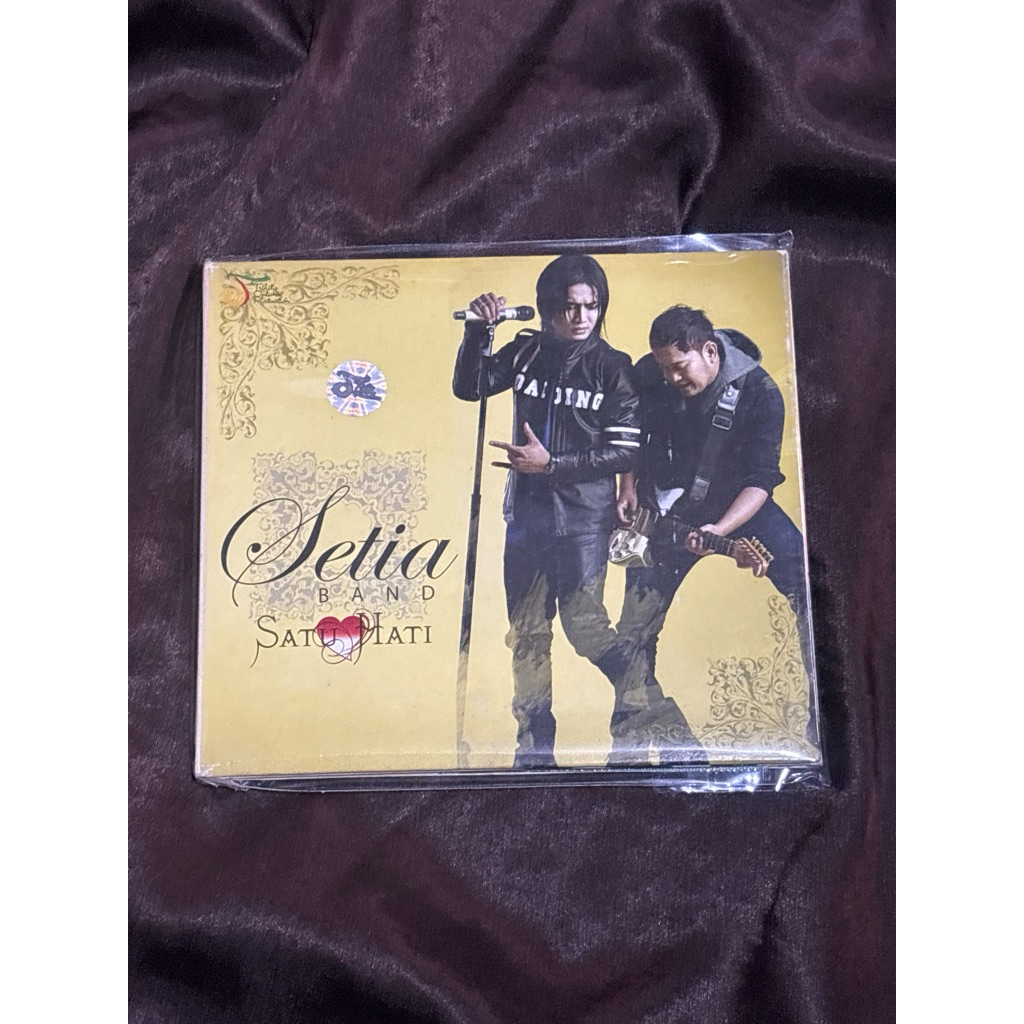 CD ALBUM SETIA BAND SATU HATI ORIGINAL
