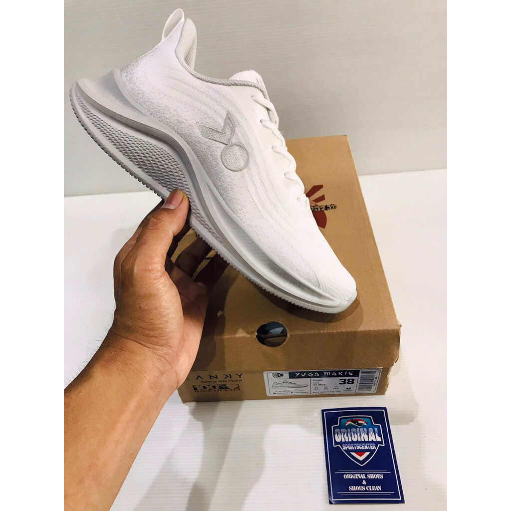BIG SALE KANKY YUKU ORIGINAL SEPATU PUTIH/SNEAKERS