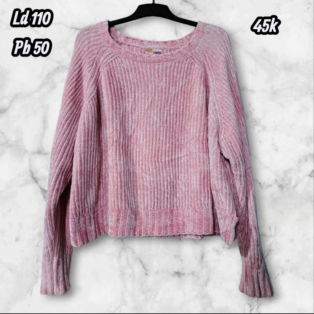 Sweater rajut velvet pink
