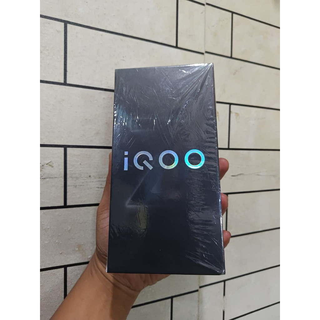 IQOO Z10R Second Like New..