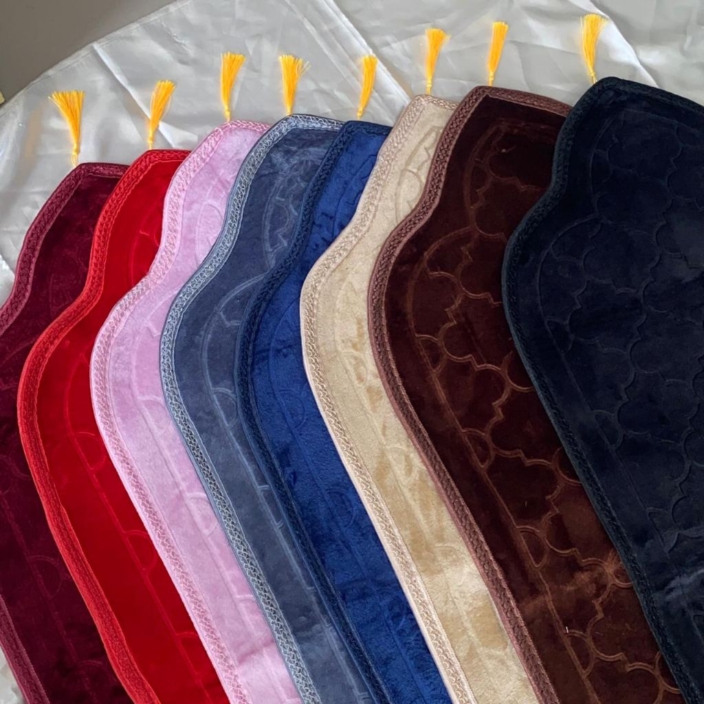 SAJADAH KUBAH TURKI POLOS PREMIUM/SAJADAH ANTI SLIP