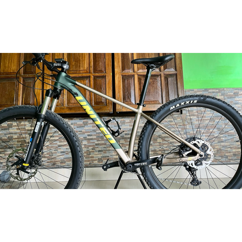 frame united clovis 6.10 size S 29 er