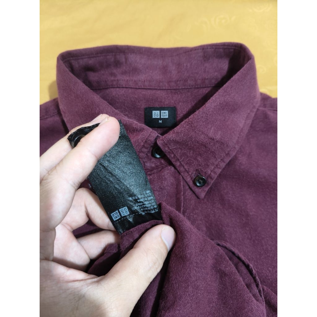 Kemeja Second Branded Uniqlo