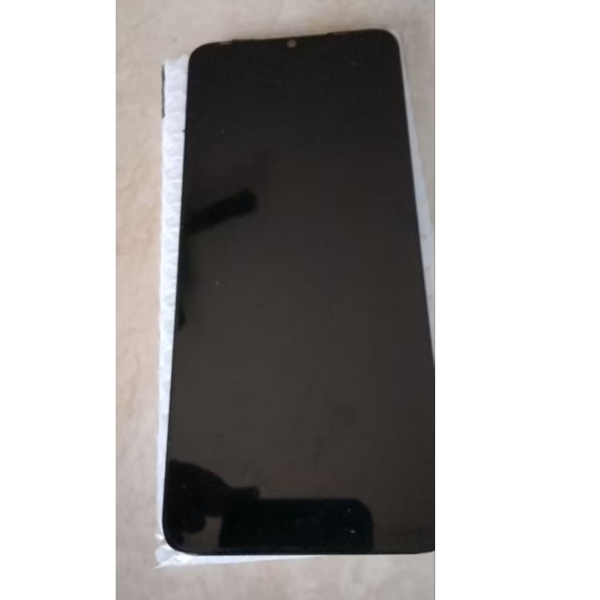 LCD rusak  merk random