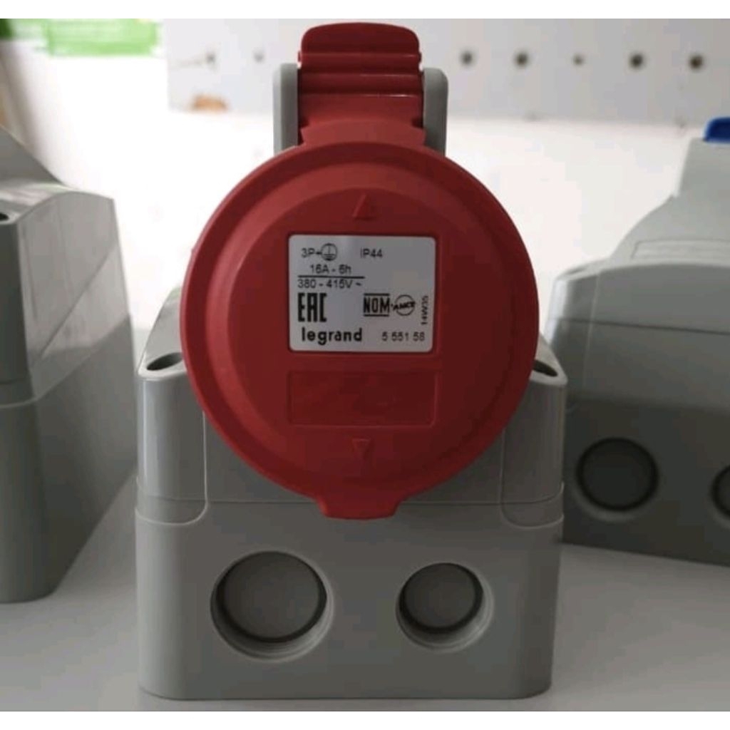 Stop Kontak Legrand Surface Mounting 4 Pin 16A 555158 4 Kaki 16A IP44 Female Merah Plastik Socket Pe