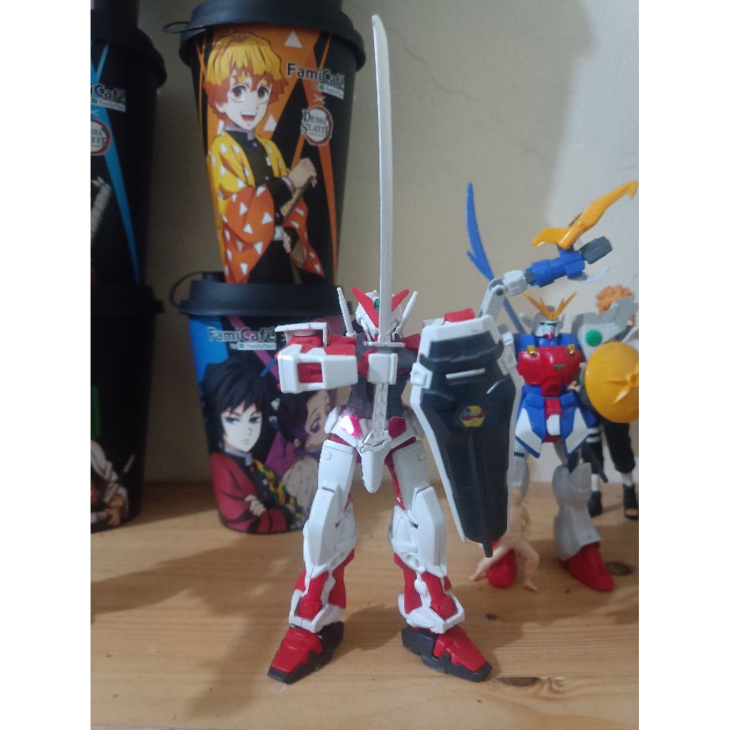 Gundam hg astray red frame