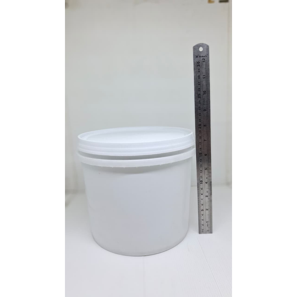 Ember plastik 5 liter (5.5kg)