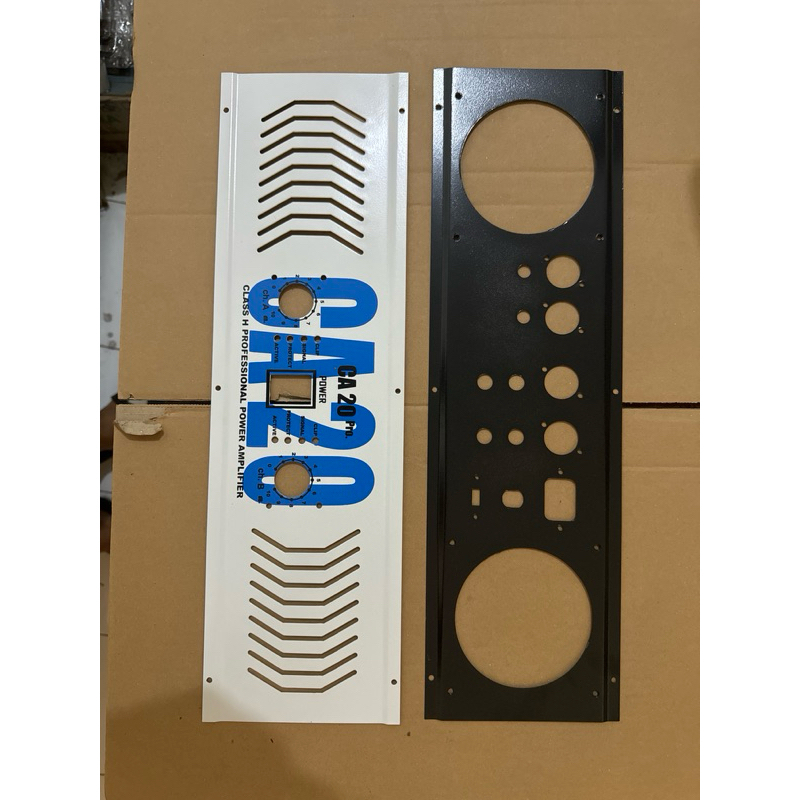 panel box power CA 20 hitam putih