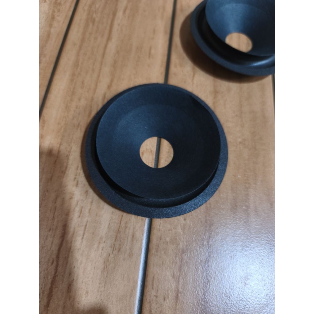 daun speaker 3 inc lengkung