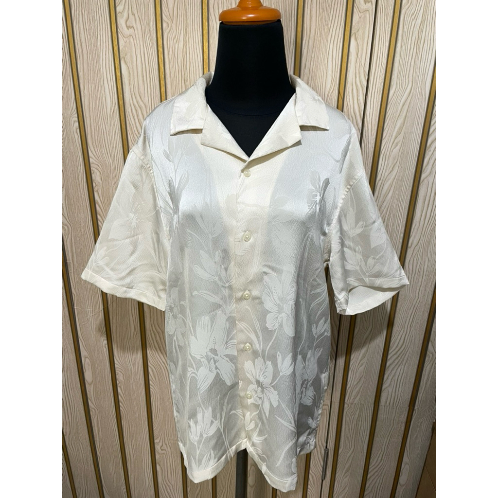 PL Abercrombie Kemeja Pria Putih Motif Bunga Transparan | Kemeja Cowok Floral Semi Formal