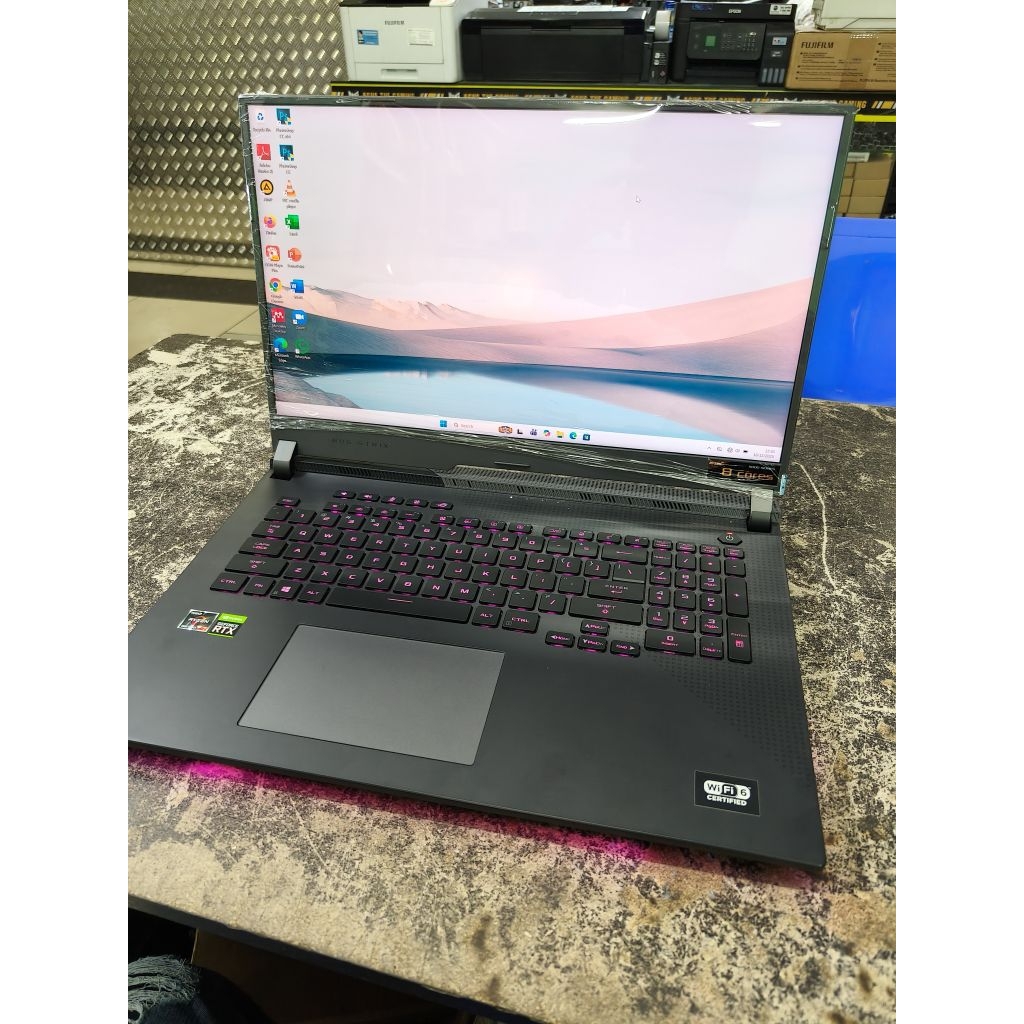 ASUS ROG STRIX G713QR RYZEN 7 5800H RAM 32GB SSD 1TB VGA NVIDIA GEVORCE RTX 3070 8GB LAPTOP GAMING R