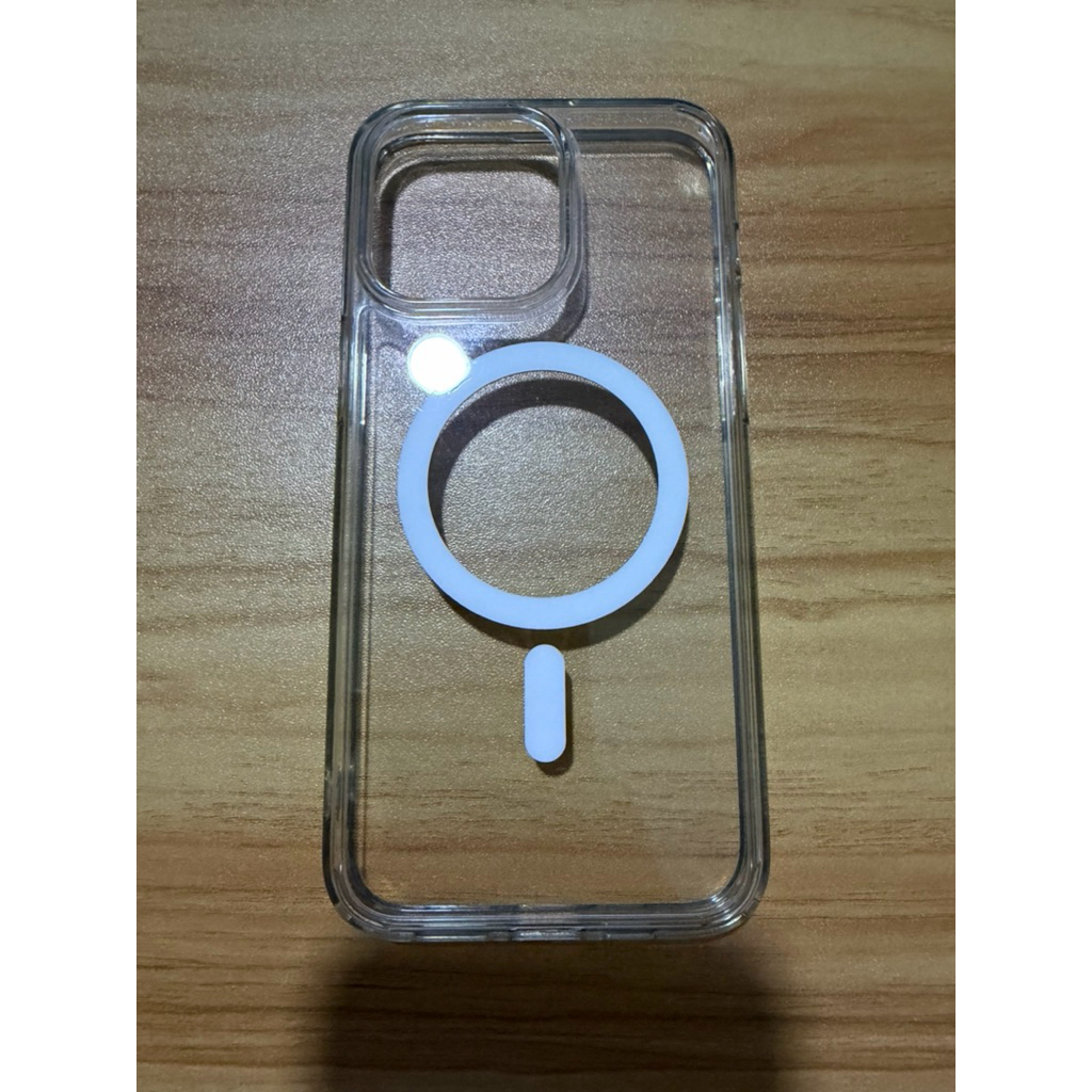 Spigen magsafe iPhone 15 pro max preloved