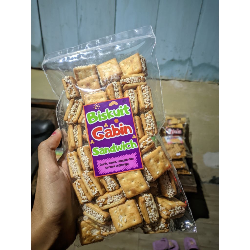 BISKUIT GABIN