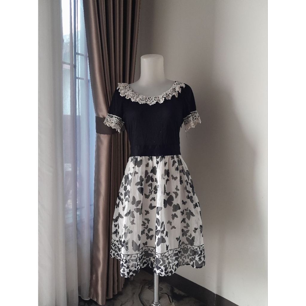 Black and White Mididress, Dress Kawaii, Dress Kupu-kupu