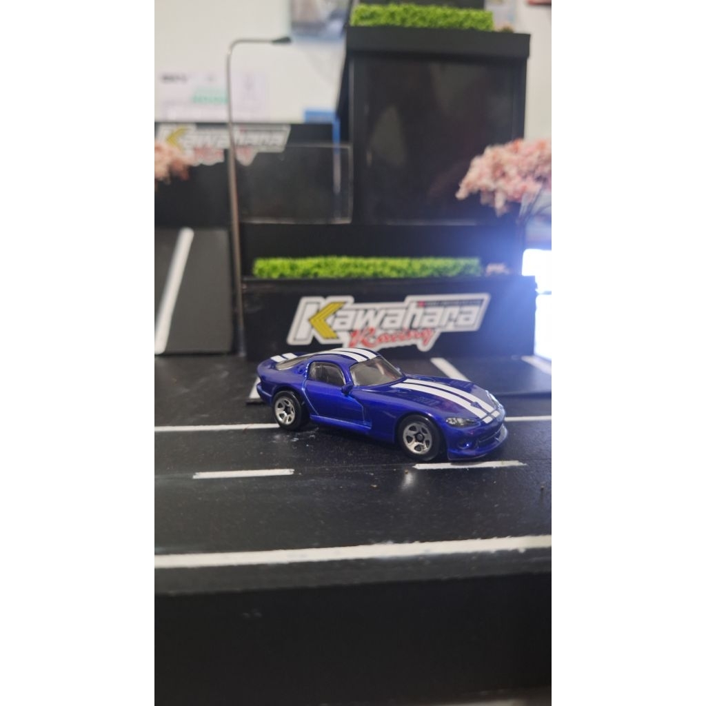 Hotwheels loose Dodge viper gts