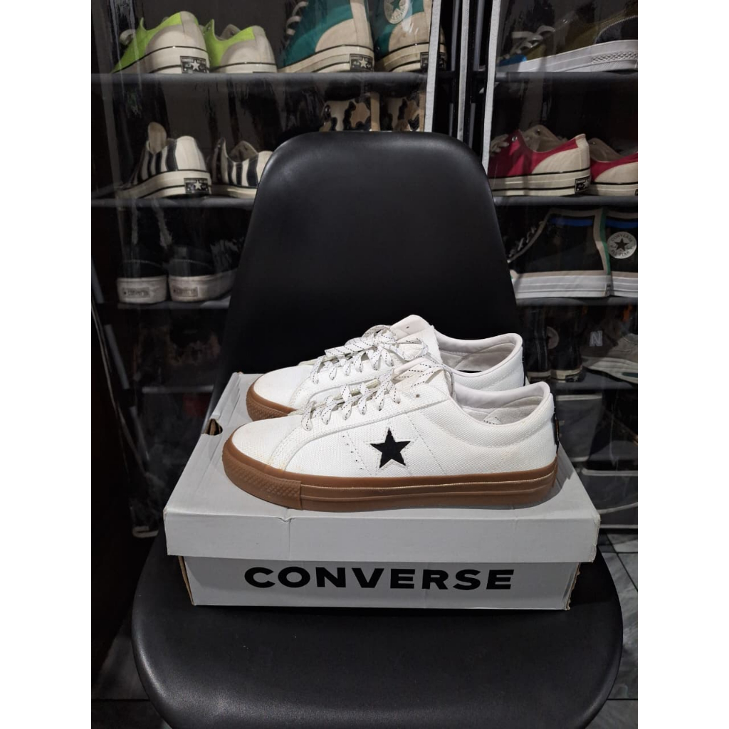 Converse One Star Pro