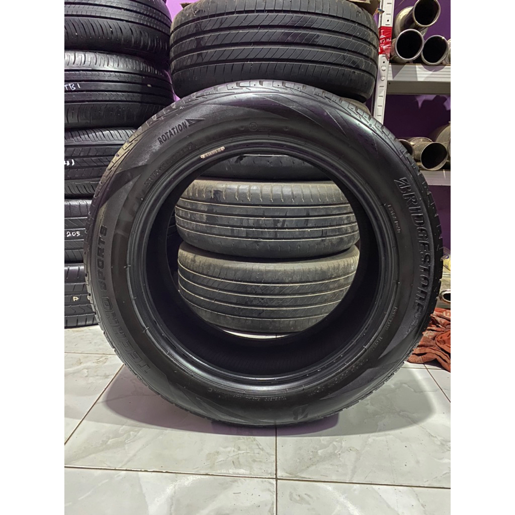 Ban Mobil Bridgestone Tecno Sport 225/55/R17 Second/Bekas Tahun 2020