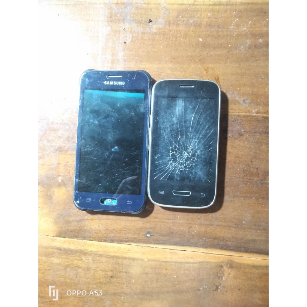 Hp Second Matot Tanpa Baterai Samsung SM-J111F/DS & Asiafone AF79