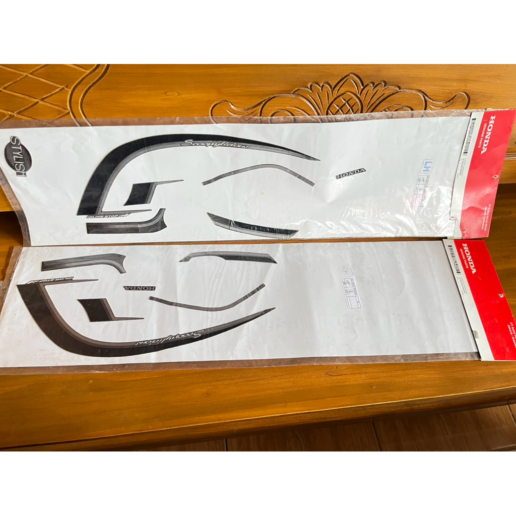 stripe grafik graphic sticker striping body bodi kanan kiri original ori honda scoopy scopy fi styli