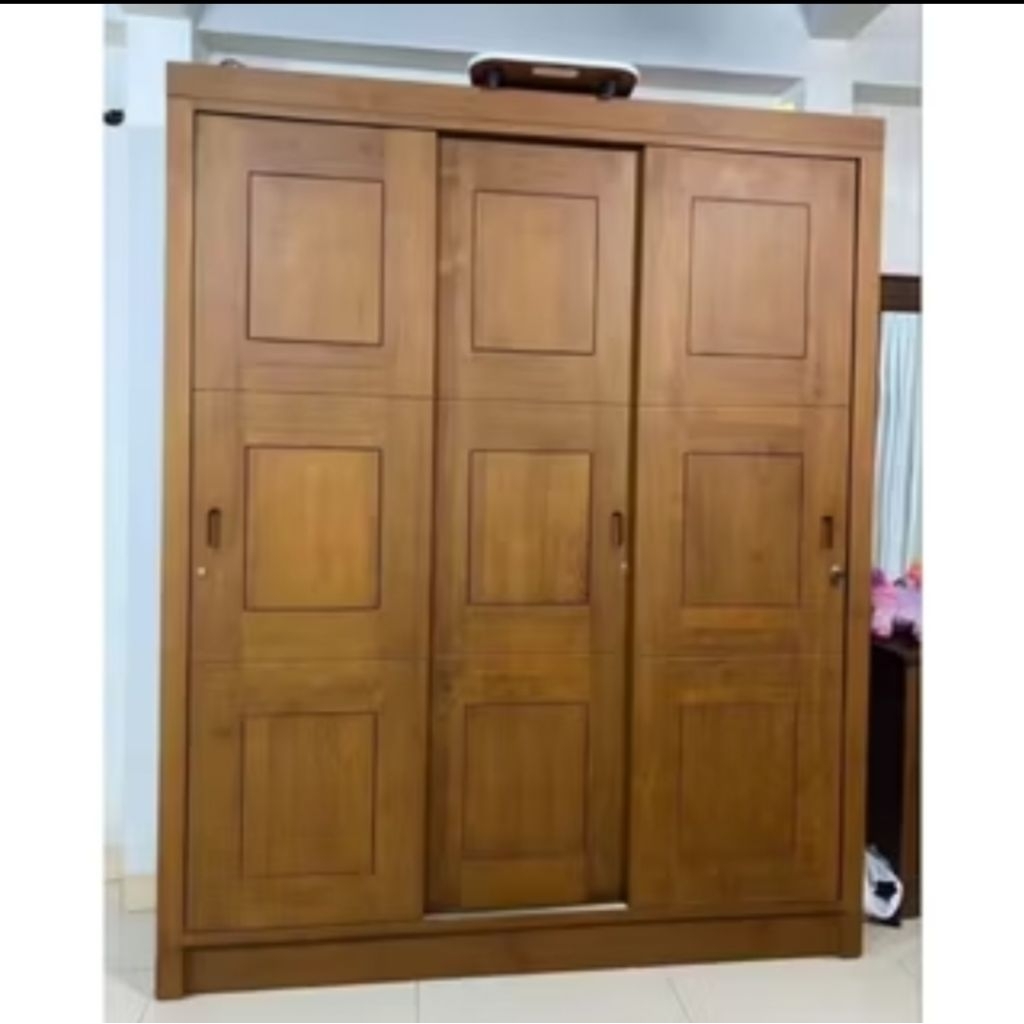 Lemari Pakaian Kayu Jati Sliding Pintu 3