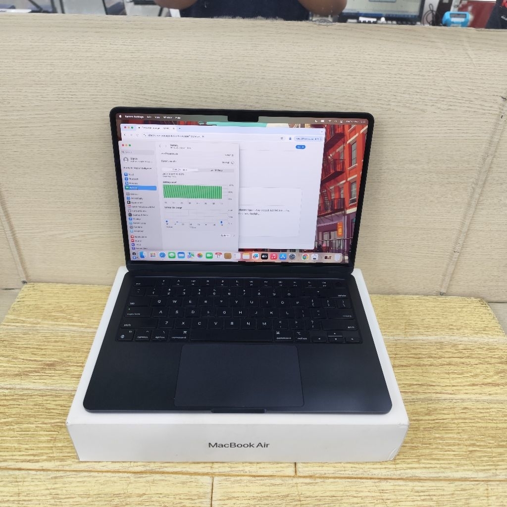 Laptop Second Macbook Air 2024 Apple M3 Ram 8gb Ssd 256gb Retina