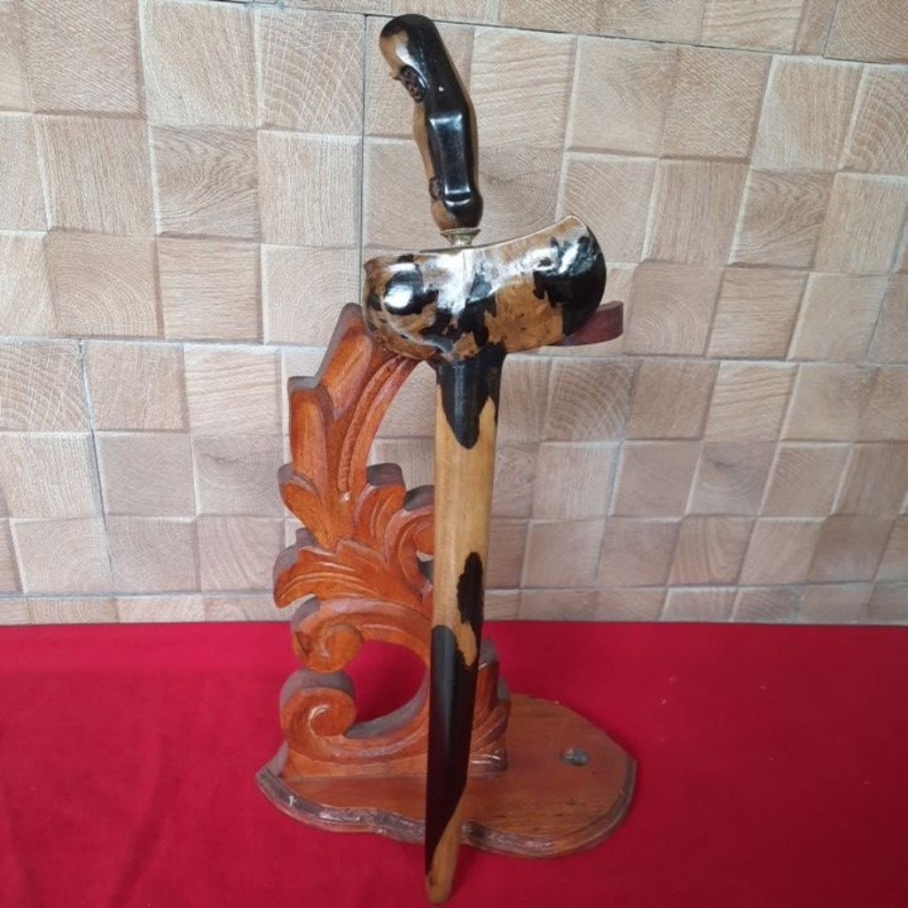 Keris Jalak Sangu Tumpeng Pesi Gapit Sepuh,Pamor Prambanan,Ngulit Semongko