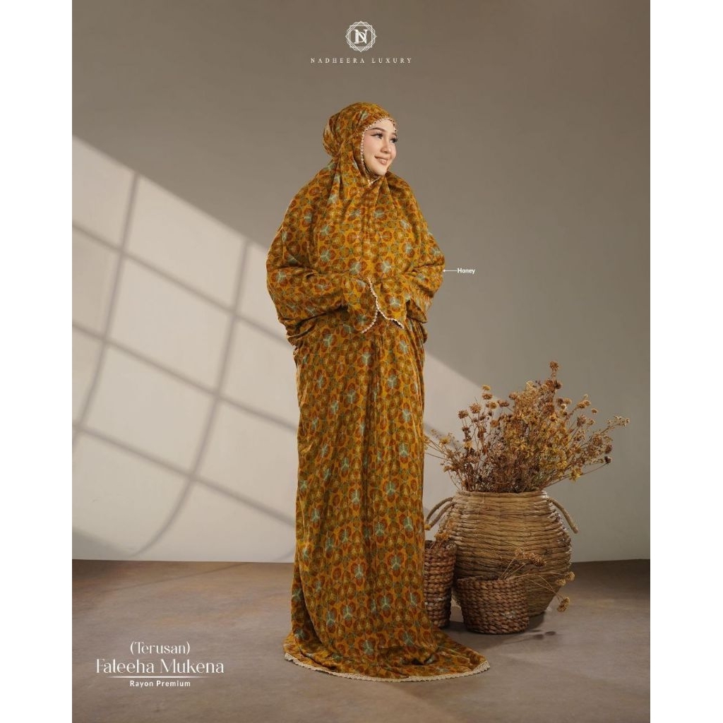 Fateeha mukena terusan by Nadheera Luxury