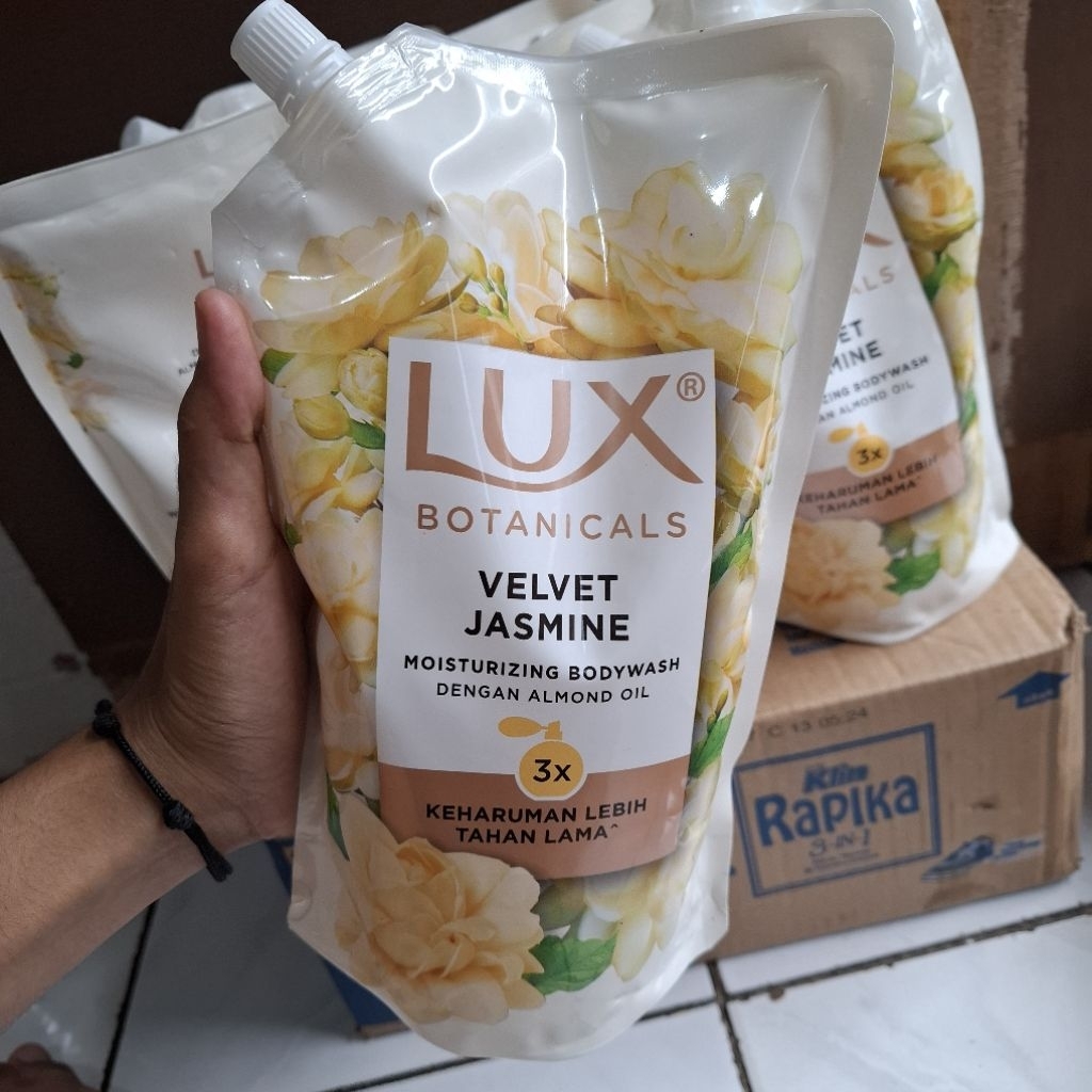 SABUN MANDI CAIR LUX ALL VARIAN 800ml