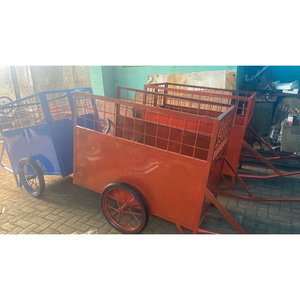 Gerobak sampah dorong. bisa custom. gerobak multifungsi gerobak sampah besi