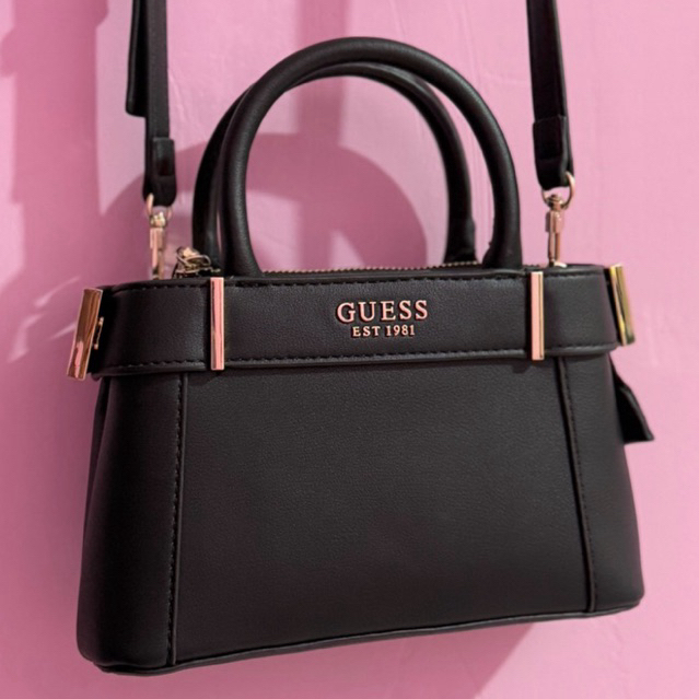 Prelovca - Guess Hitam Factory Outlet