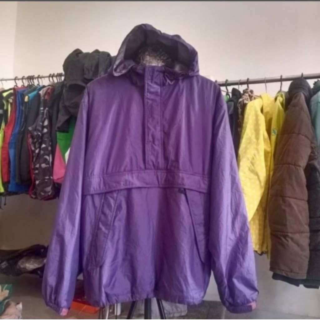 JAKET OUTDOOR UNIQLO ANORAK SECOND