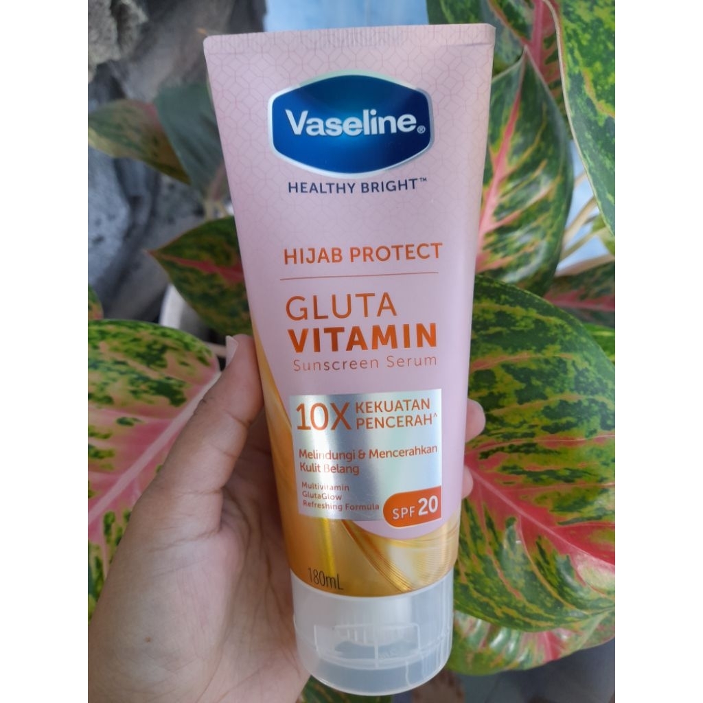 Handbody VASELINE Hijab Protect Gluta Vitamin  Sunscreen Serum Spf 20 180ml