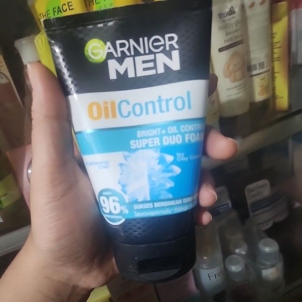 garnier men oil control bright+oil control