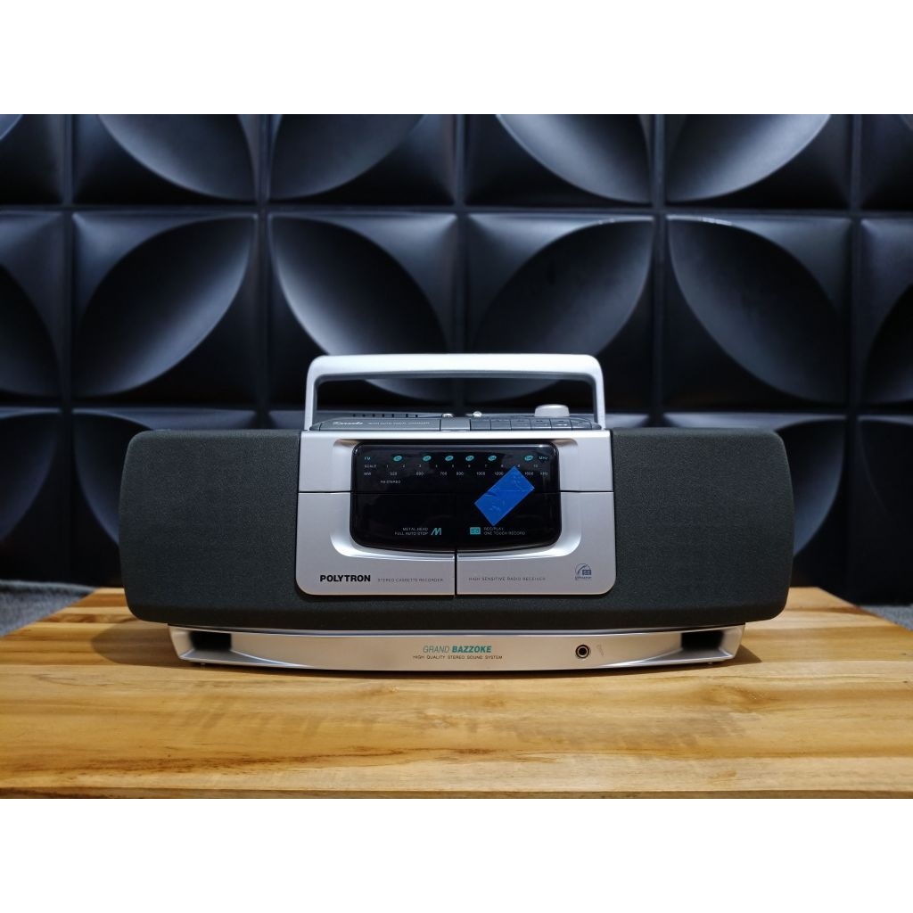 Compo Polytron Grand Bazzoke GB 321DC Tape Radio