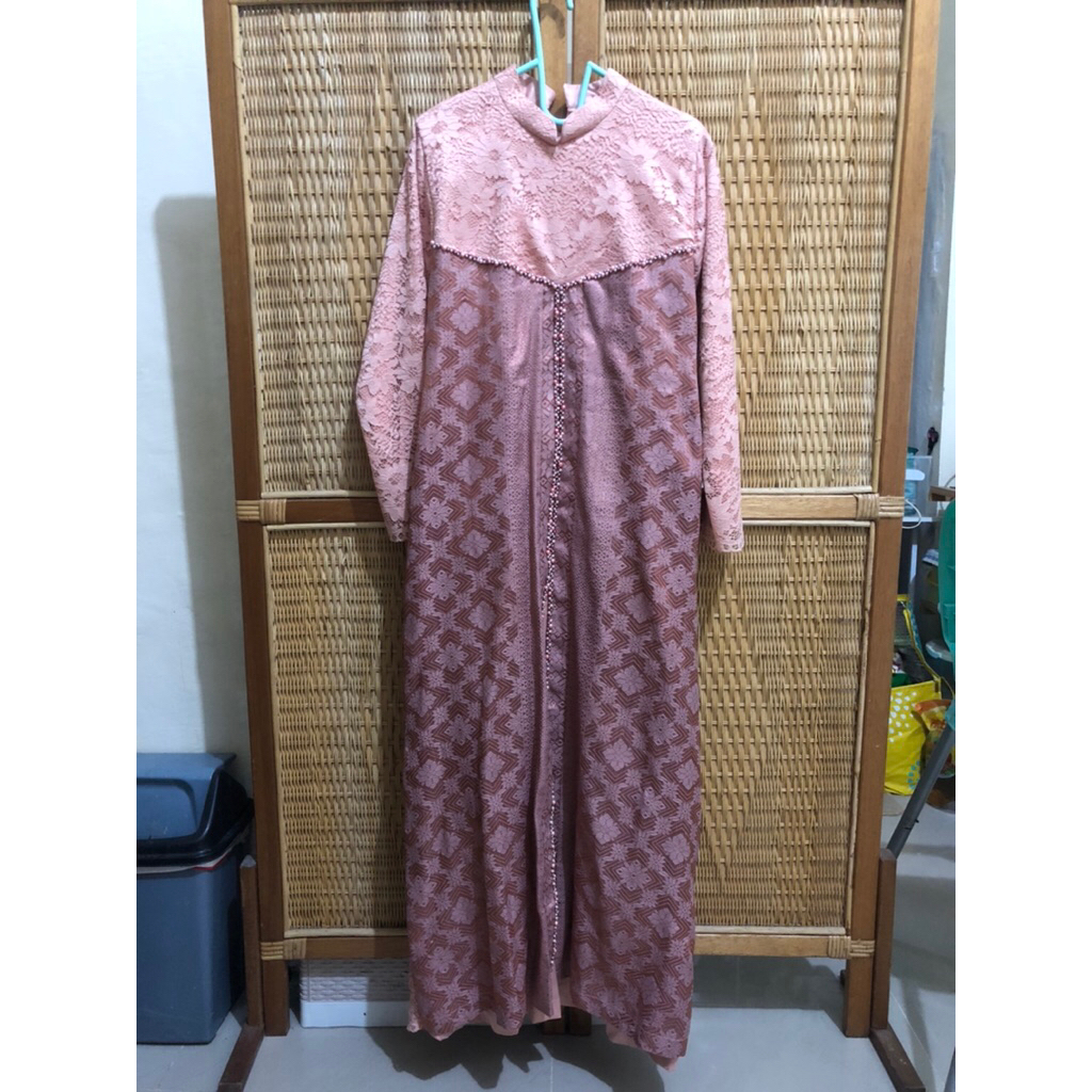 [Preloved] Gamis Pesta Jahit Payet Brukat mix Songket Pink