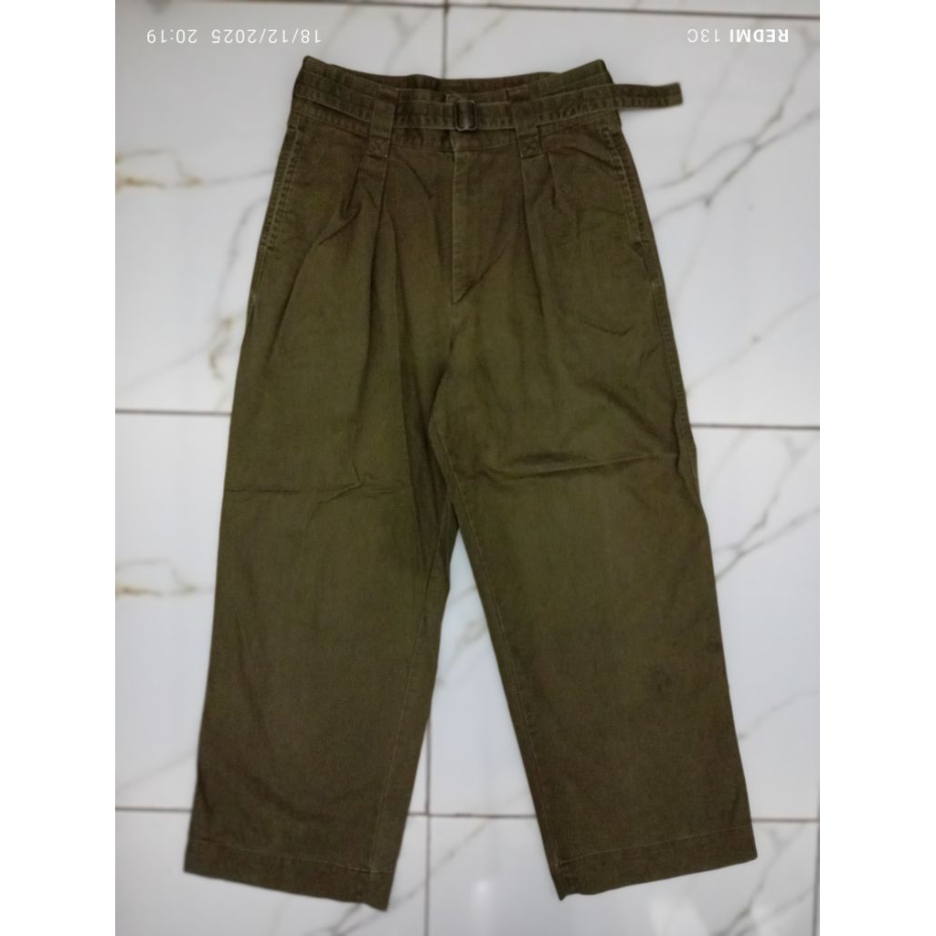 preloved celana panjang HW chino kulot wanita army uniqlo