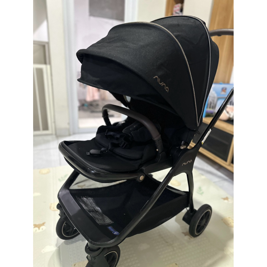 PRELOVED NUNA TRIV NEXT