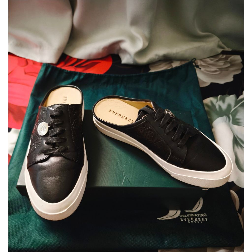 Preloved Sepatu Everbest