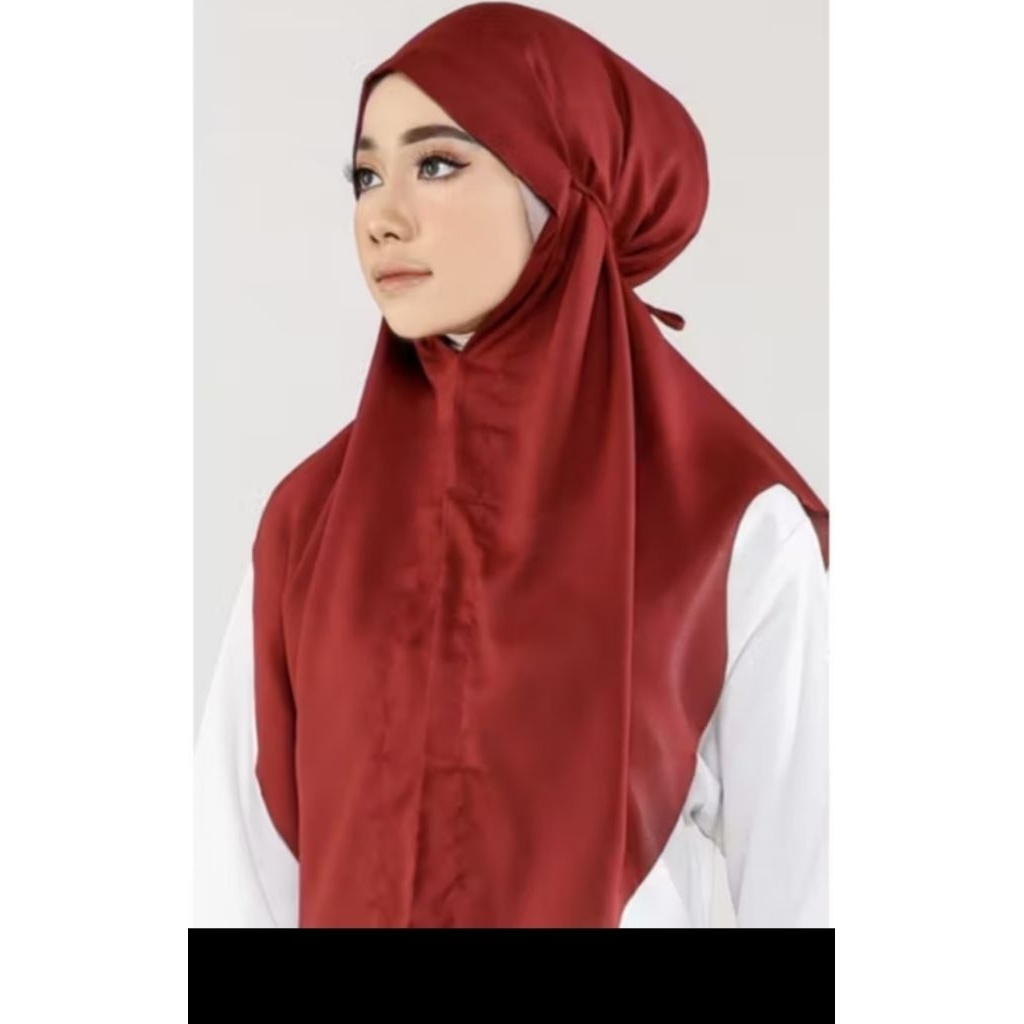 buttonscarves everyday slip on