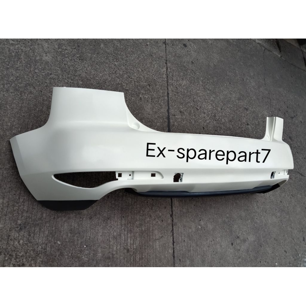 Bumper belakang mazda cx7 mazda cx-7 2009 2010 2011 2012 2013 2014 2015 bekas