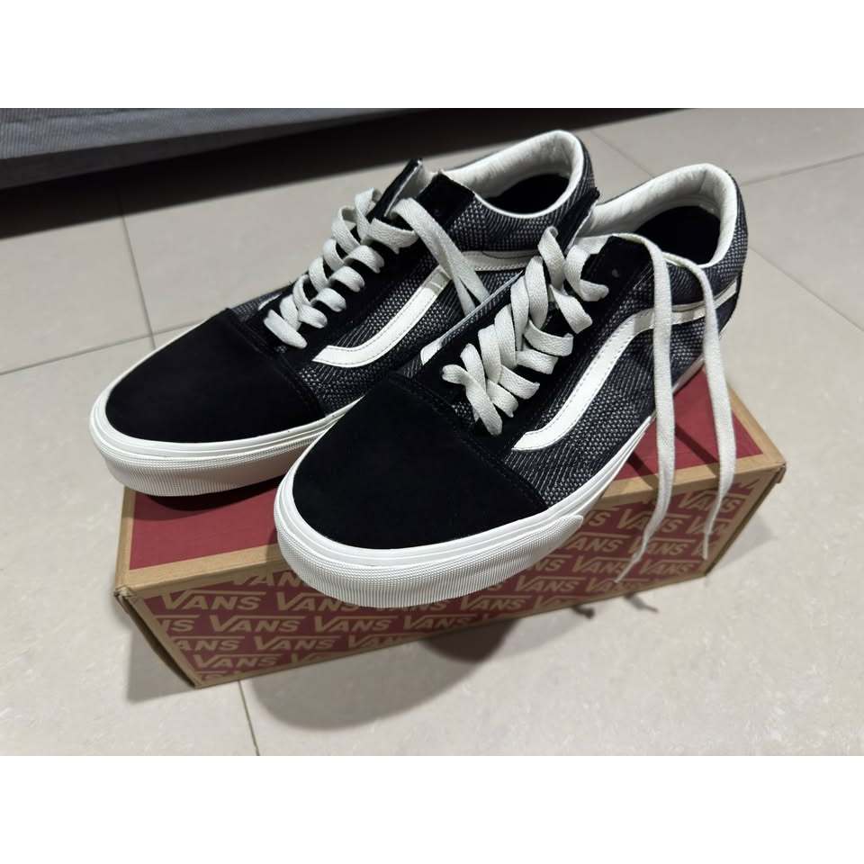 Sepatu Vans Old Skool Denim Checker Black BNIB Baru Size US 11 / UK 10 / EUR 44.5 29 CM Original
